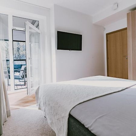 Oeoe Street Premium Apartment With Terrace Tartu Bagian luar foto