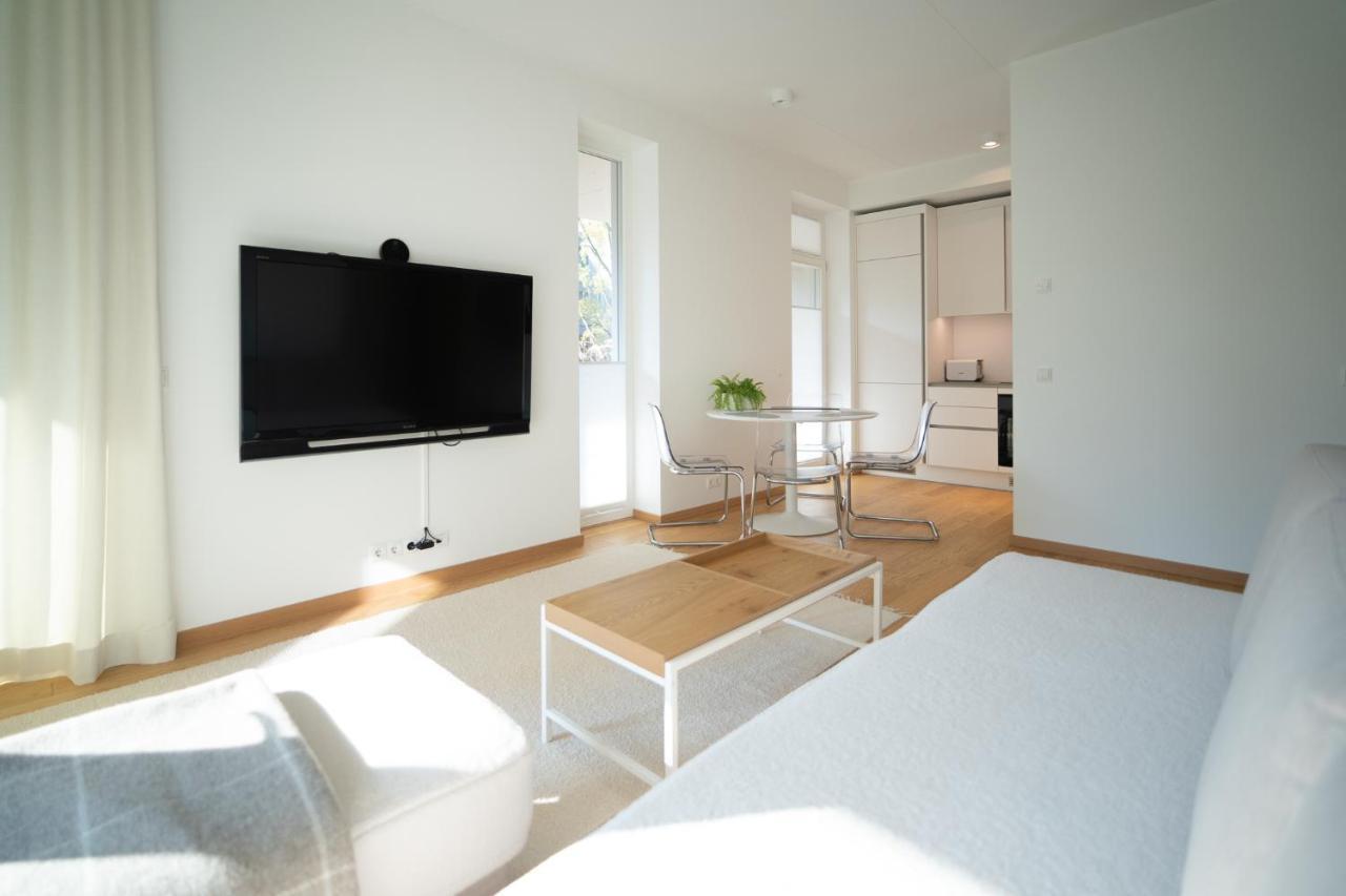 Oeoe Street Premium Apartment With Terrace Tartu Bagian luar foto