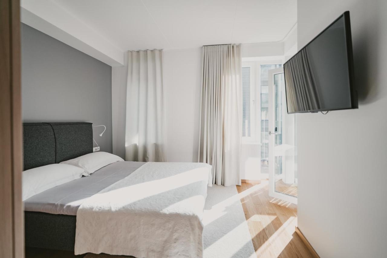 Oeoe Street Premium Apartment With Terrace Tartu Bagian luar foto
